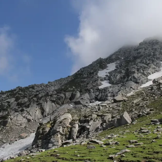 Trek to indrahar pass