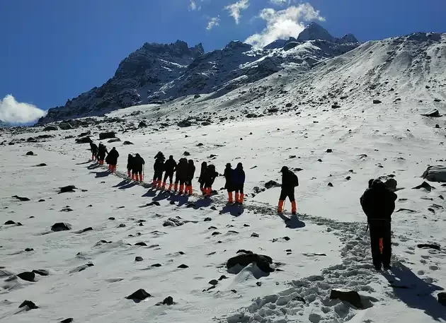 Hampta Valley Snow Trek