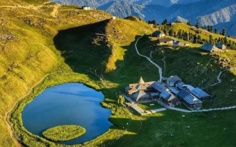 Prashar Lake Trek