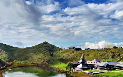 Prashar Lake Trek