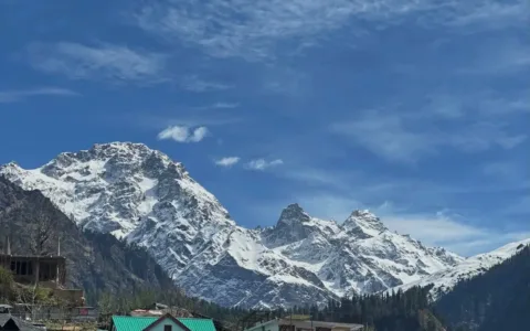 Tosh Kutla Trek
