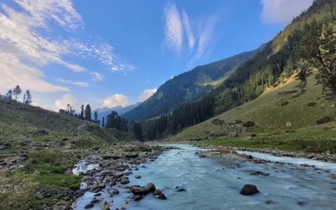 Beas Kund Trek
